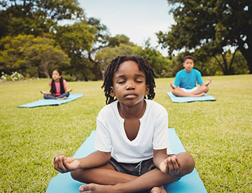 Children Meditating